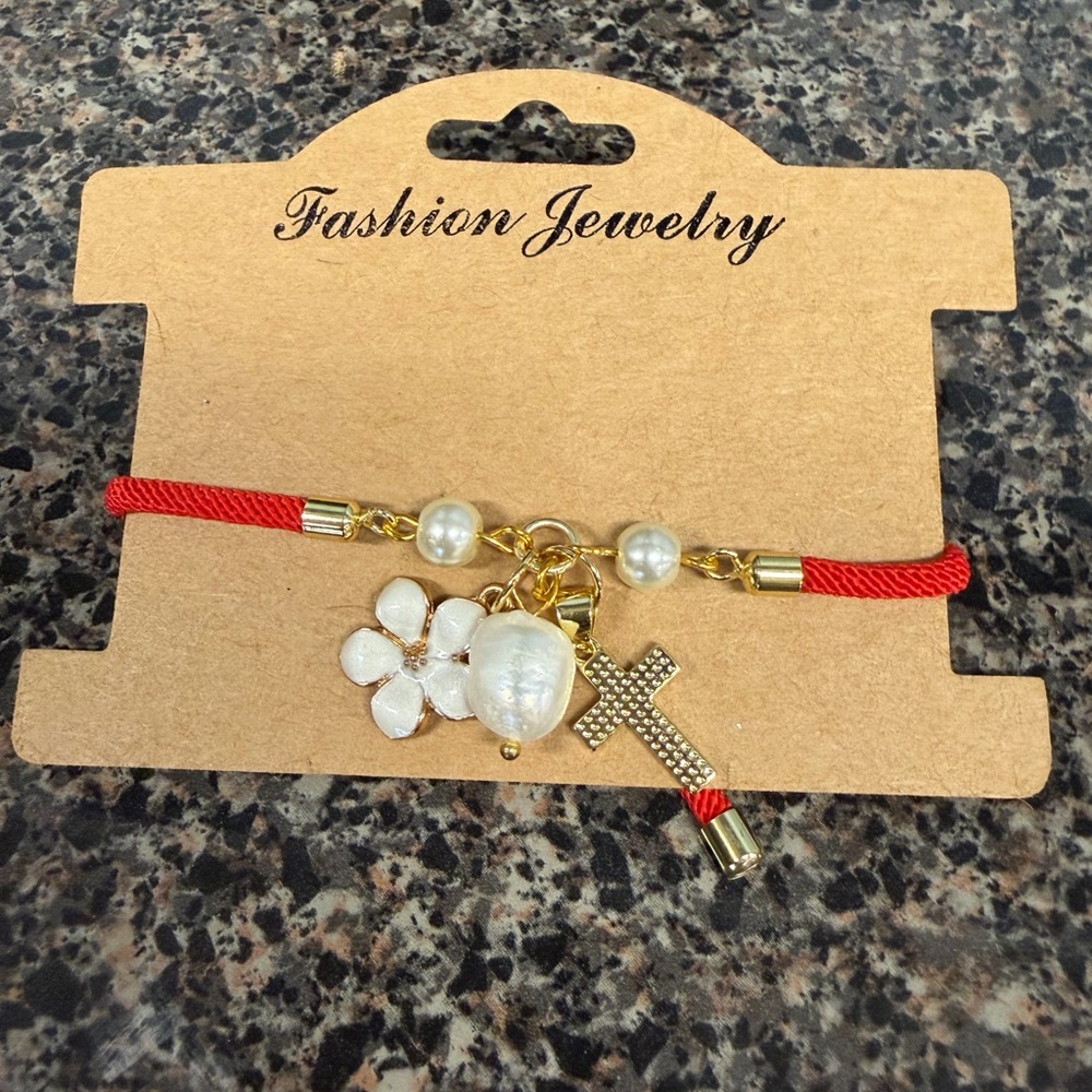 Red and Gold Fashion Jewelry Bracelet with Pearl, Flower & Cross